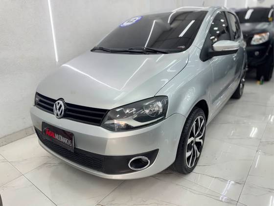 VOLKSWAGEN FOX 1.0 MI TREND 8V FLEX 4P MANUAL VOLKSWAGEN FOX 1.0 MI TREND 8V FLEX 4P MANUAL